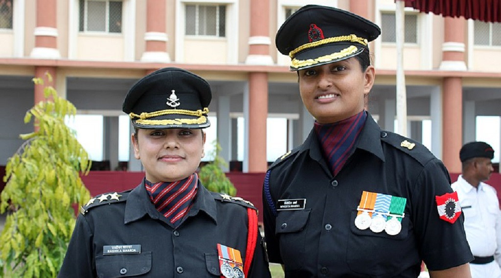 Mujeres militares en la India