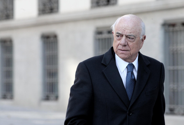 El expresidente del BBVA, Francisco González, a su llegada a la Audiencia Nacional, para declarar como como investigado por presuntos delitos de cohecho y revelación de secretos, en Madrid (España), a 18 de noviembre de 2019.