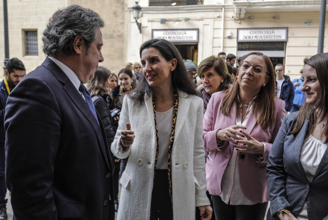 Imagen de recurso del presidente de VOX Valencia, José María Llanos; la portavoz de VOX en la Asamblea de Madrid, Rocío Monasterio; la presidente provincial de VOX Castellón, Llanos Massó; y la portavoz de VOX en las Cortes Valencianas, Ana Vega.