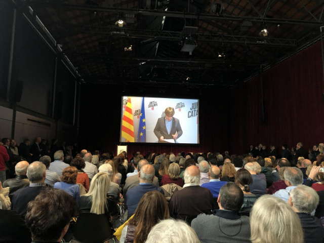 Intervención del expresidente de la Generalitat Carles Puigdemont en un acto de JxCat.