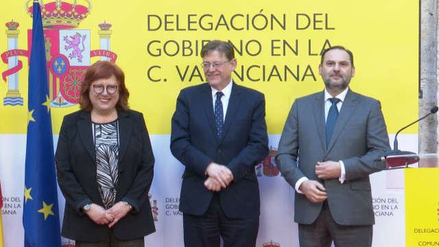 Gloria Calero, Ximo Puig y José Luis Ábalos