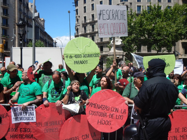 Escrache de activistas de la PAH