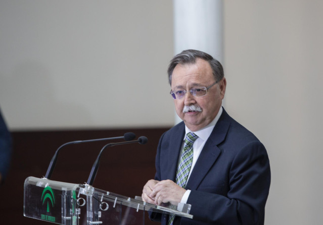 El presidente de Ceuta, Juan Jesús Vivas, en imagen de archivo durante su intervención en Sevilla en el acto de la firma de un convenio de colaboración entre la Junta de Andalucía, Ceuta y Melilla.