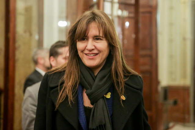 La portavoz de Junts Per Catalunya en el Congreso, Laura Borràs, en los pasillos de la Cámara Baja
