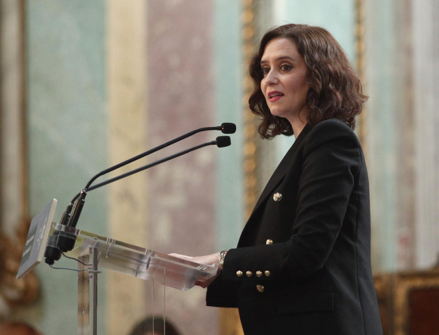 La presidenta de la Comunidad de Madrid, Isabel Díaz Ayuso, durante su intervención de clausura del I Congreso Nacional de la Sociedad Civil organizado por la asociación Sociedad Civil Ahora, celebrado en el Casino de Madrid, Madrid (España).