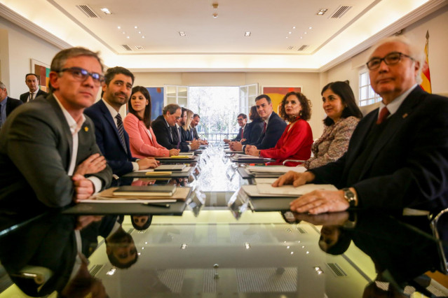 El diputado de ERC Josep María Jové en la mesa de negociación Gobierno-Generalitat en el Palacio de la Moncloa