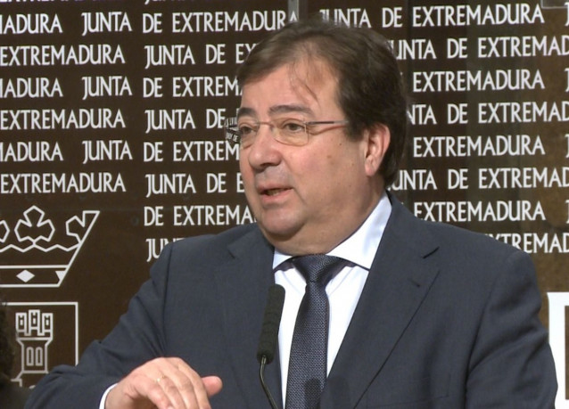 Guillermo Fernández Vara se refiere al coronavirus en una rueda de prensa