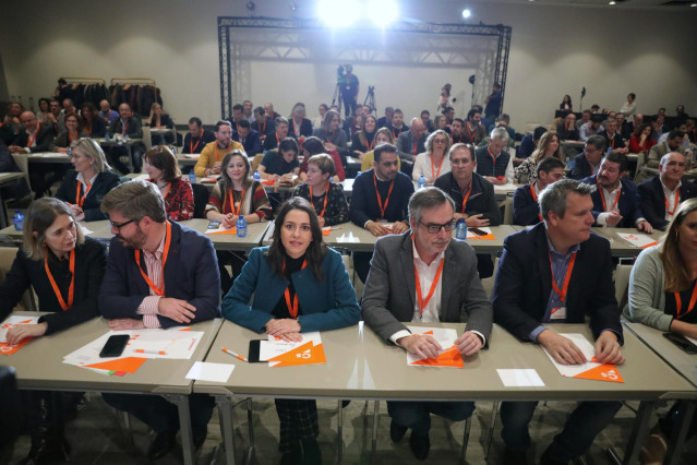 La presidenta de Ciudadanos, Inés Arrimadas, durante una reunión del Consejo General del partido.