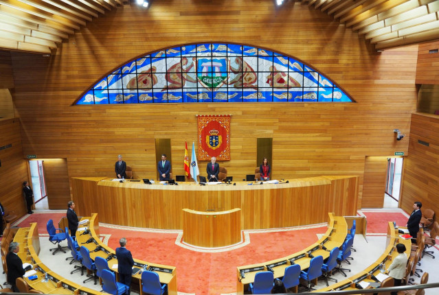Minuto de silencio por los fallecidos del covid-19 y por las personas enfermas