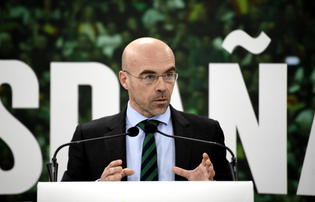 El jefe de la delegación de Vox en el Parlamento Europeo, Jorge Buxadé en rueda de prensa tras la reunión del Comité de Acción Política en la sede Nacional de Vox