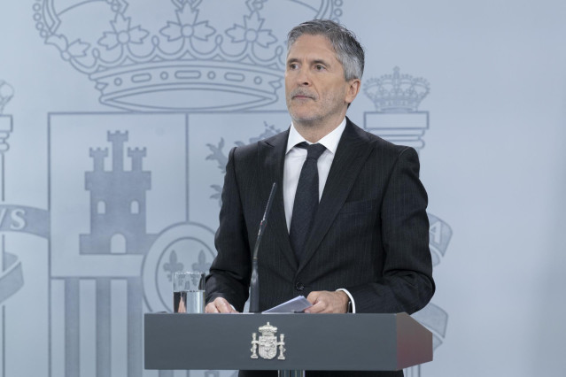 El ministro de Interior, Fernando Grande-Marlaska, comparece ante los medios para informar de las últimas novedades sobre el Covid-19 en España durante la cuarta semana de confinamiento. En Madrid, (España), a 11 de abril de 2020.