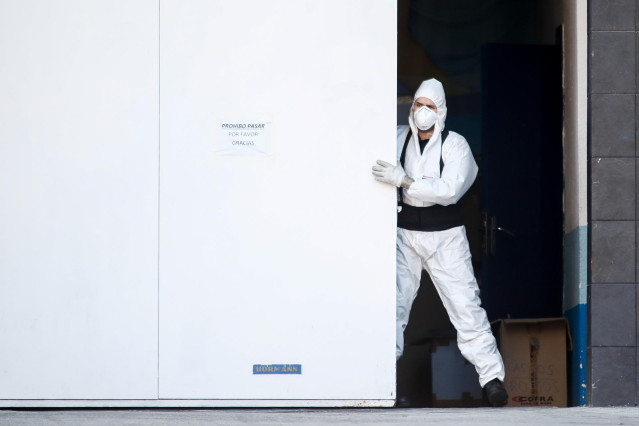 Imagen del Palacio de Hielo como morgue provisional