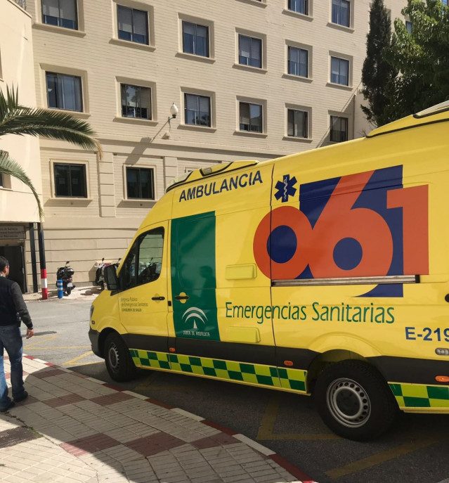 Una ambulancia del 061