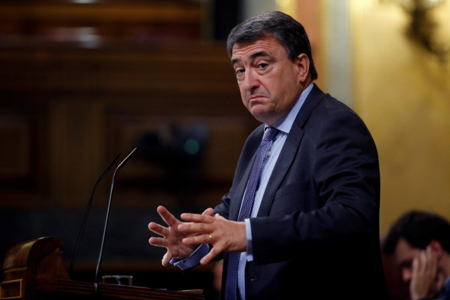 El portavoz del PNV, Aitor Esteban.