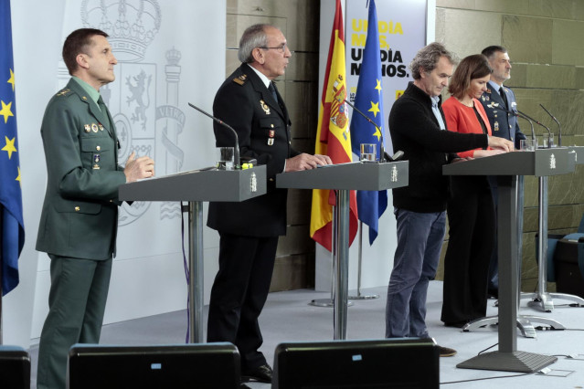 El jefe del Estado Mayor de la Guardia Civil, José Manuel Santiago Marín, en rueda de prensa en el Palacio de la Moncloa