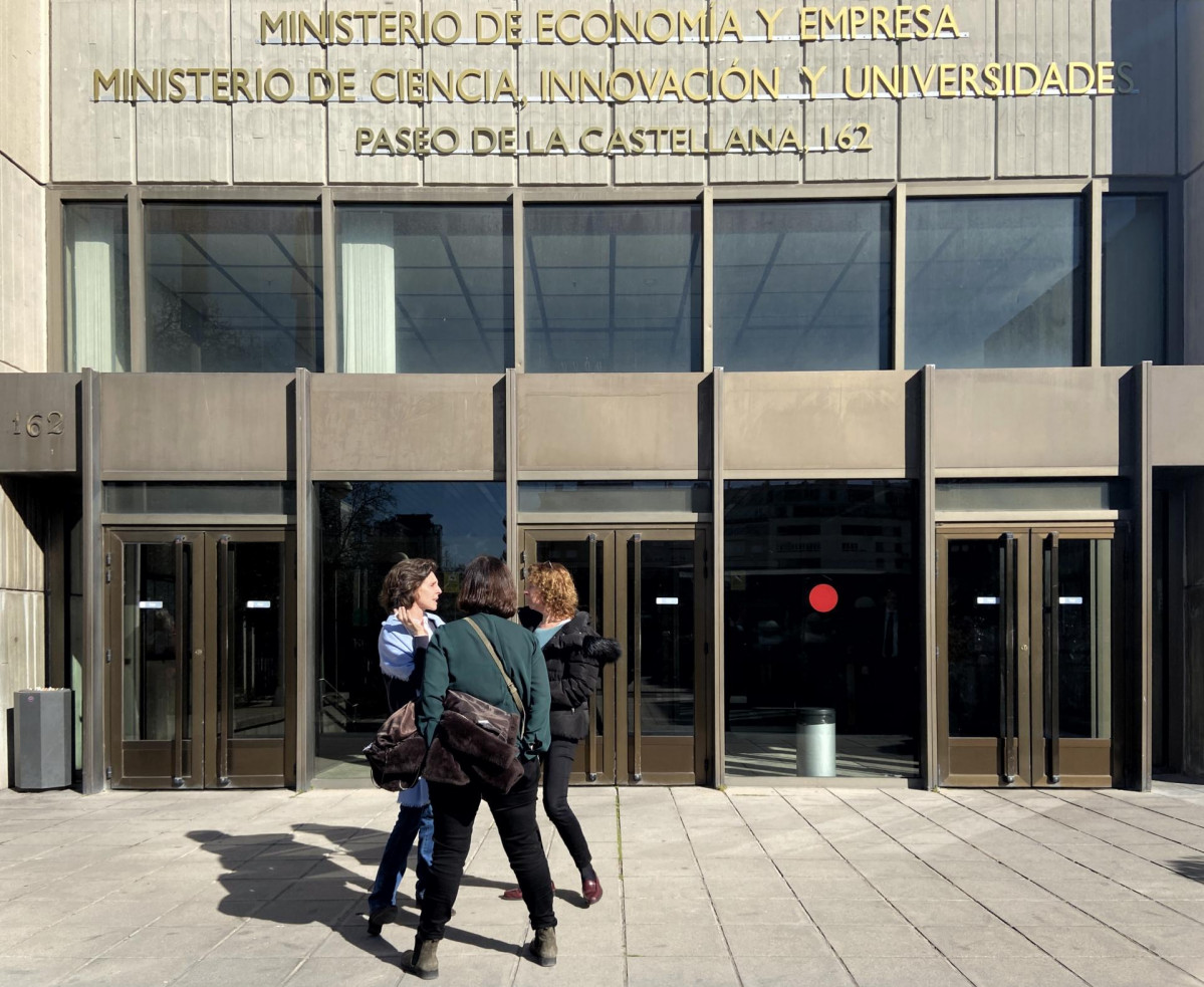 Entrada al Ministeri d'Economia i Empresa i al Ministeri de Ciència, Innovació i Universitats, a Madrid (Espanya) a 24 de febrer de 2020.
