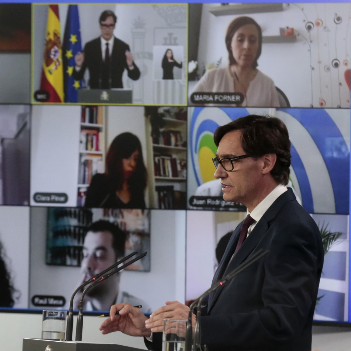 El ministro de Sanidad, Salvador Illa, durante una rueda de prensa para explicar las últimas medidas frente al coronavirus, en Madrid (España) a 27 de abril de 2020.