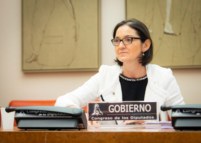 La ministra de Industria, Comercio y Turismo, Reyes Maroto, durante su intervención en la Comisión de Industria, Comercio y Turismo.