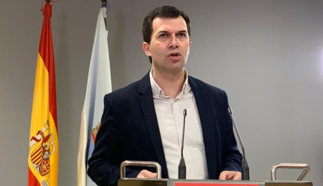 El secretario xeral del PSdeG, Gonzalo Caballero, en rueda de prensa