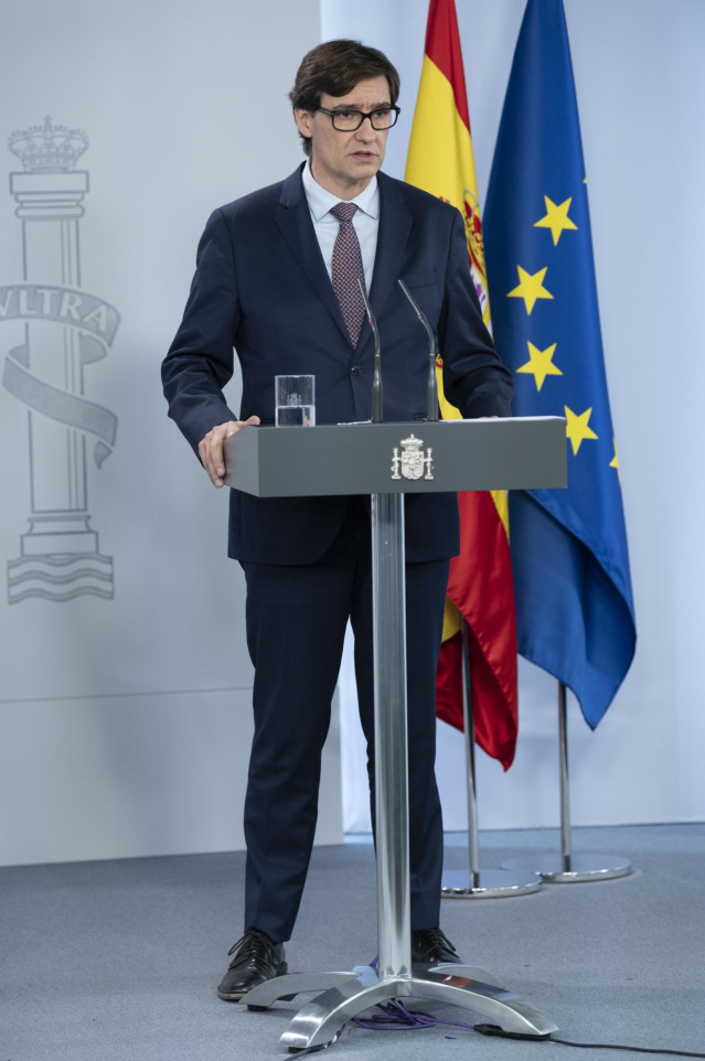 El ministro de Sanidad, Salvador Illa, comparece en rueda de prensa en el Palacio de La Moncloa, en Madrid (España), a 12 de mayo de 2020.