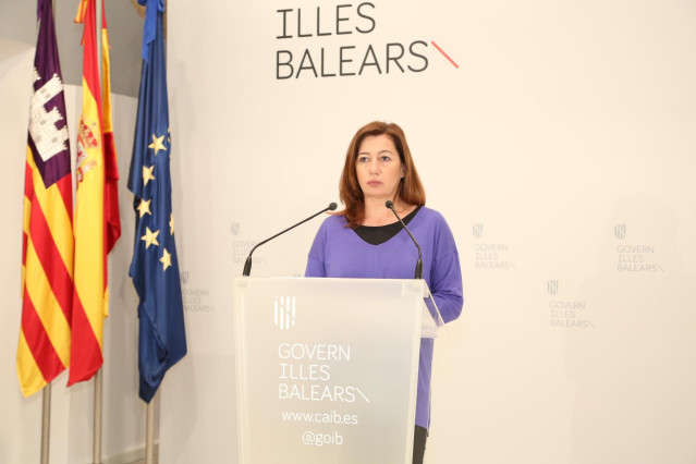 La presidenta del Govern, Francina Armengol, en comparecencia.