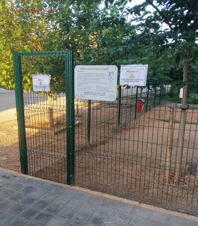 Imagen de una zona de socialización de perros en València durante el estado de alarma por la Covid-19.