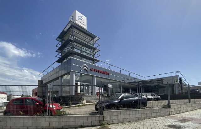 Imagen del exterior de un concesionario de Citroën.