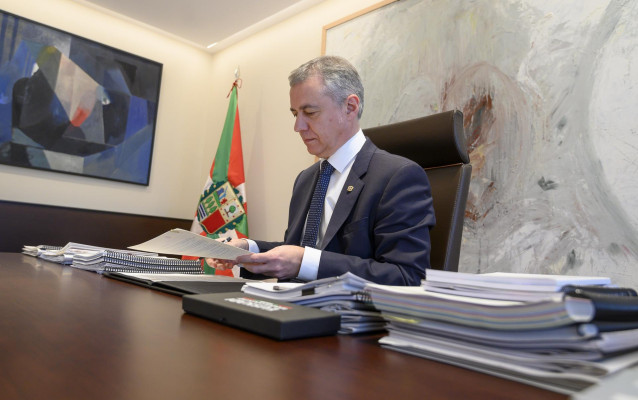 El Lehendakari firma el decreto de disolución del Consejo Asesor del LABI
