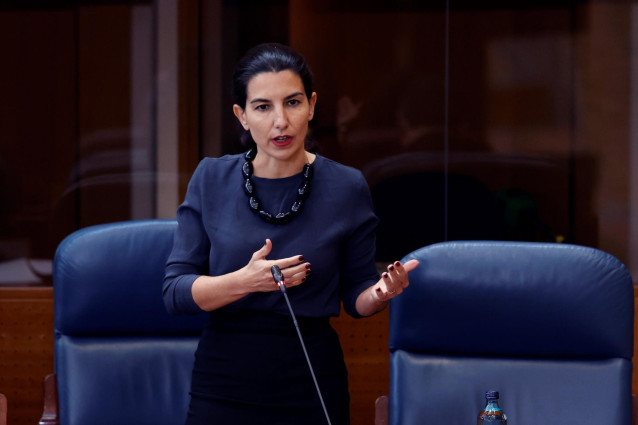 La portavoz de Vox, Rocío Monasterio interviene en el pleno de la Asamblea de Madrid. Archivo.
