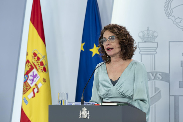 La ministra portavoz y de Hacienda, María Jesús Montero durante la rueda de prensa posterior al Consejo de Ministros celebrado en Moncloa el día 66 del estado de alarma. En Madrid (España), a 19 de mayo de 2020.