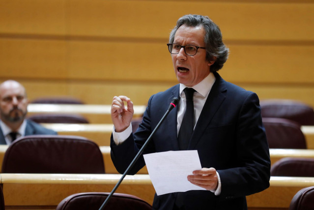 El portavoz adjunto del PP en el Senado, Carlos Floriano,