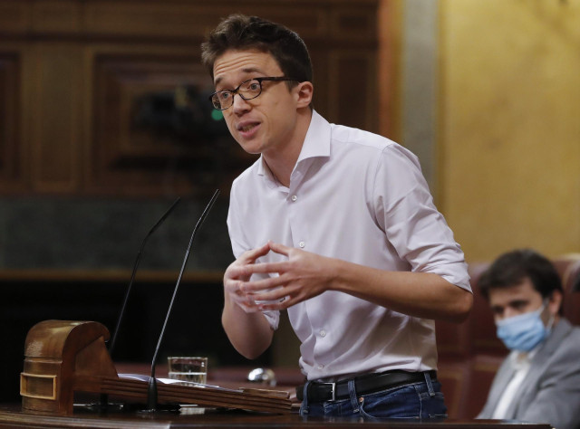El líder de Más País, Íñigo Errejón, durante su intervención en el del pleno del Congreso