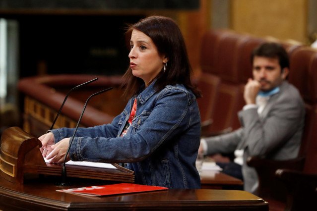 La portavoz del PSOE, Adriana Lastra, interviene en el del pleno del Congreso que debate este miércoles