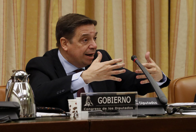 El ministro de Agricultura, Pesca y Alimentación, Luis Planas, durante comparecencia este jueves ante la comisión de Agricultura, Pesca y Alimentación en el Congreso de los Diputados.