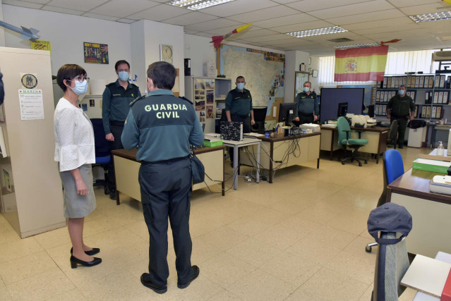 La directora general de la Guardia Civil, María Gámez, ha visitado la unidad técnica NRBQ, intregrada en el Servicio de Desactivación de Explosivos y NRBQ del Cuerpo.