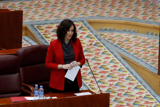 La presidenta autonómica, Isabel Díaz Ayuso, durante su intervención en el pleno celebrado este jueves en la Asamblea de Madrid