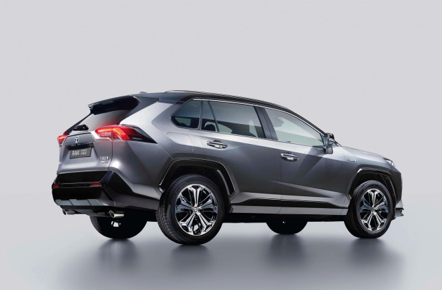 Imagen del RAV4 híbrido enchufable de Toyota.