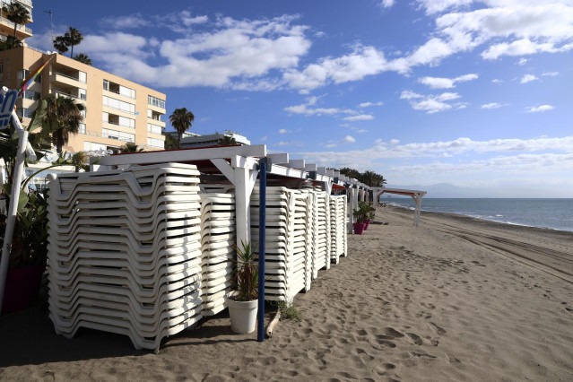 Vistas  del paseo marítimo de La Carihuela en Torremolinos.