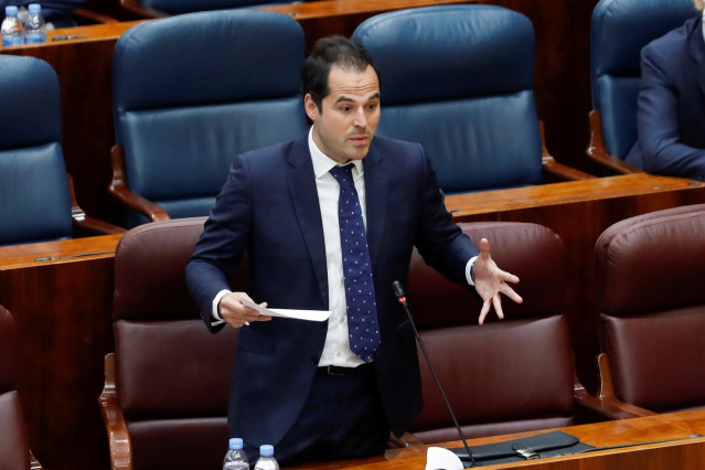El vicepresidente de la Comunidad de Madrid, Ignacio Aguado, interviene durante el pleno que la Asamblea celebra este jueves.