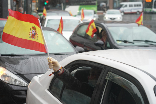 Manifestación de Vox en Bilbao (País Vasco) para pedir la dimisión del Gobierno por su gestión de la pandemia.