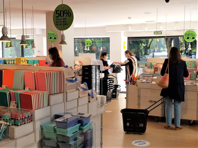 Reapertura de tiendas de Flying Tiger