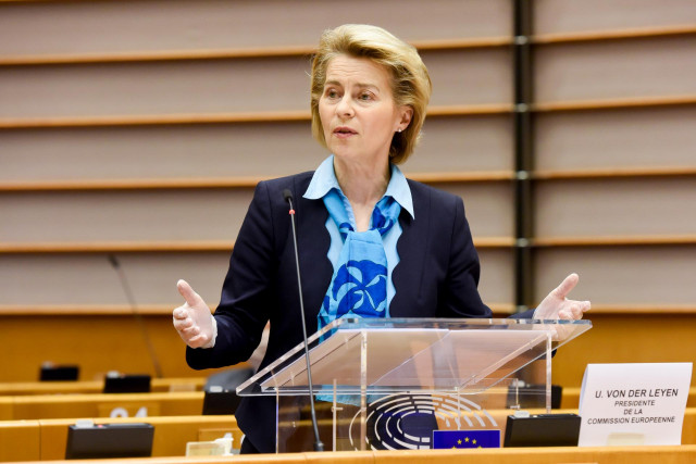HANDOUT - 13 May 2020, Belgium, Brussels: European Commission President Ursula von der Leyen (C) speaks during a plenary session of the European Parliament. Photo: Etienne Ansotte/European Commission/dpa - ATTENTION: editorial use only and only if the cre