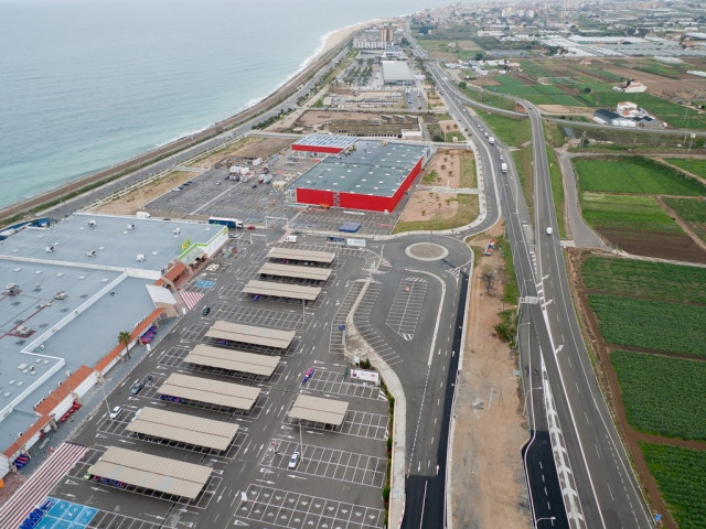 Centro Comercial Carrefour Property Cabrera De Mar