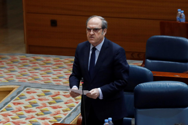 El portavoz socialista, Ángel Gabilondo, durante su intervención en la Asamblea de Madrid. Archivo.