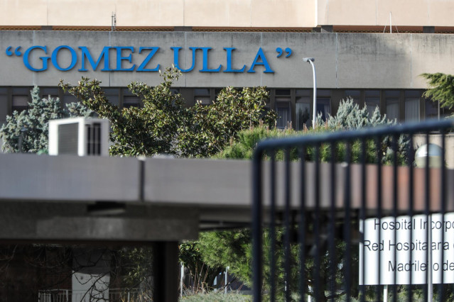 Entrada al Hospital Gómez Ulla