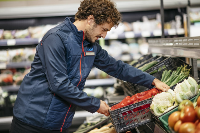 [Grupoeconomiacat] Fwd: Nota De Prensa  Aldi Prevé Contratar Más De 600 Profesionales Hasta Final De Año