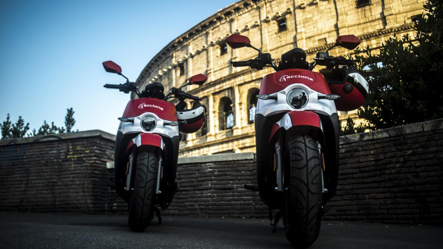 Acciona inicia el servicio de 'motosharing' en Roma