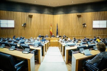Imagen de la Comisión de Asuntos Económicos y Transformación Digital del Congreso este lunes