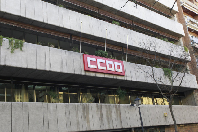 Sede CCOO, logo de Comisiones Obreras, edificio, edificios CCOO, fachada de Comisiones Obreras, cartel CCOO