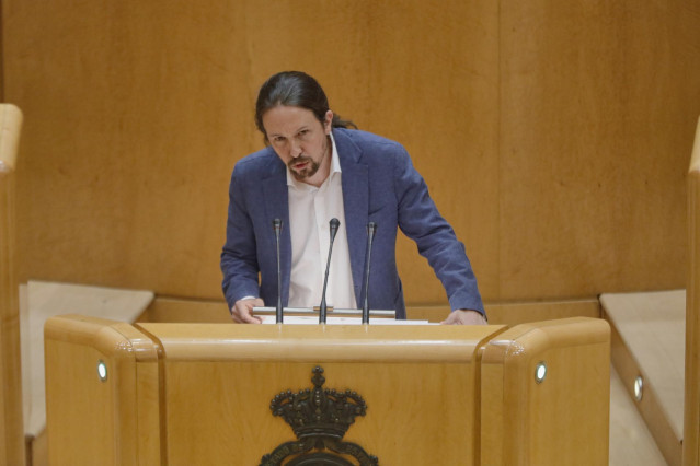 El vicepresidente primero del Gobierno y ministro de Derechos Sociales y Agenda 2030, Pablo Iglesias, durante una sesión plenaria en el Senado.